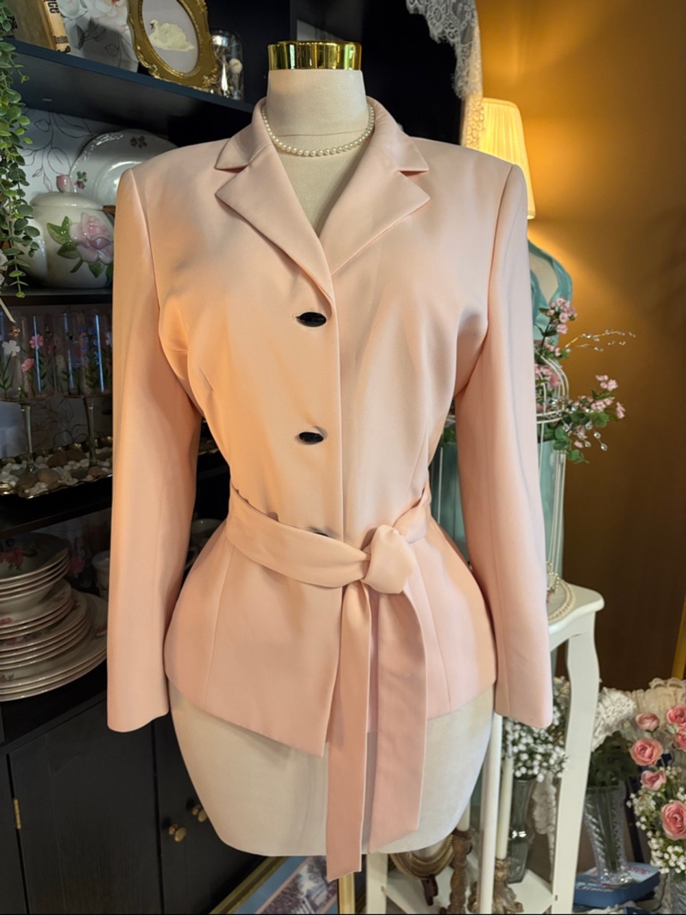 Le Suit peach belted blazer